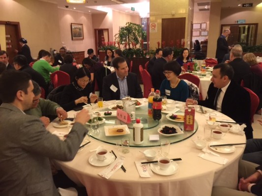 Dinner with Fudan 13 at 365 Restaurant. Jason Corman, EMBA 43 (Center) and Mark Hernandez (Right) and xx (Left) visit with our hosts.  