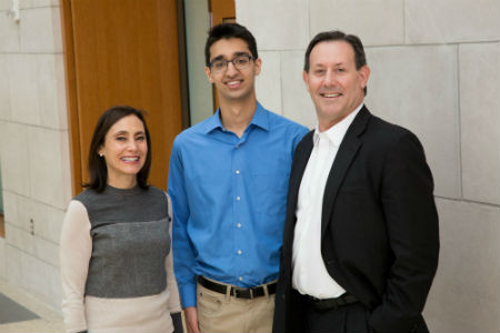 Jon Flaxman and his wife Lauri (left) had underwritten scholarships for Olin students since 2012. He is pictured here with recent recipient Aman Grover, BSBA '21.