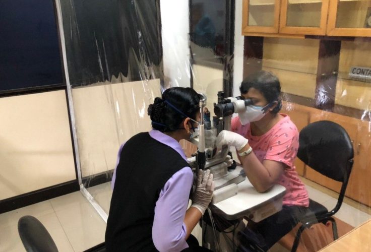 Dr. Ashley Jacob, EMBA Mumbai 2017, installed a plastic sheet between patients and clinicians to protect health and save substantial amounts of money previously used to equip his staff with PPE.